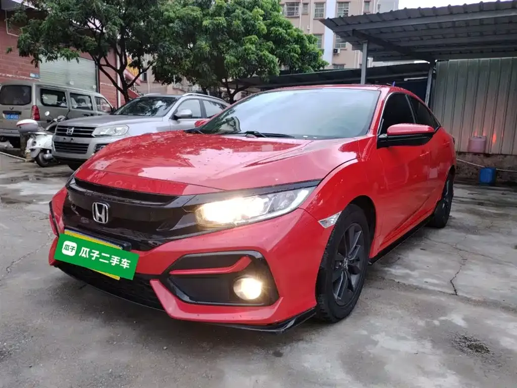 Honda Civic 2022 из CN, фото 2