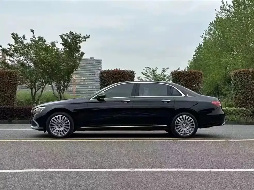 Mercedes-Benz E-Class 2023 из CN, фото 5