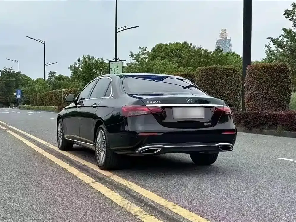 Mercedes-Benz E-Class 2023 из CN, фото 7