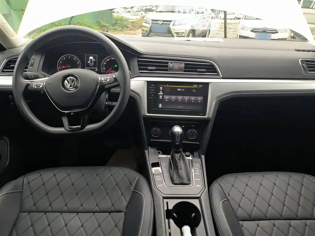 Volkswagen Lamando 2022 из CN, фото 10