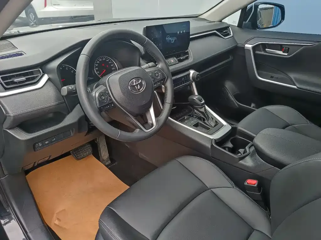 Toyota Wildlander 2024 из CN, фото 6