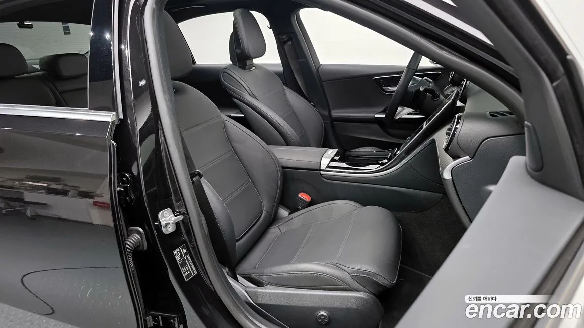Mercedes-Benz C-Class 2024 из KR, фото 10