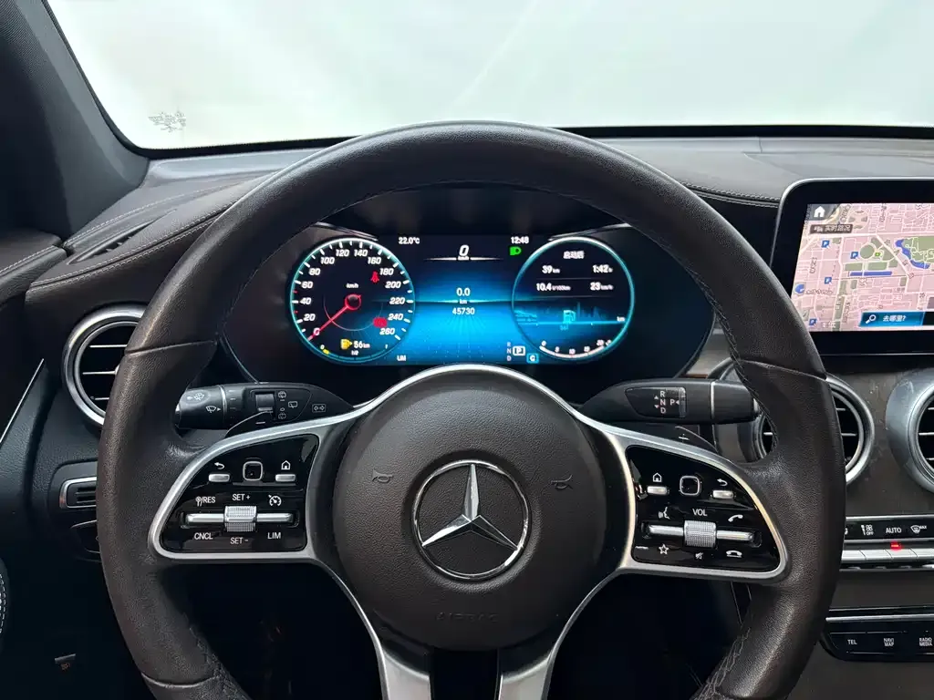 Mercedes-Benz GLC — фото 6