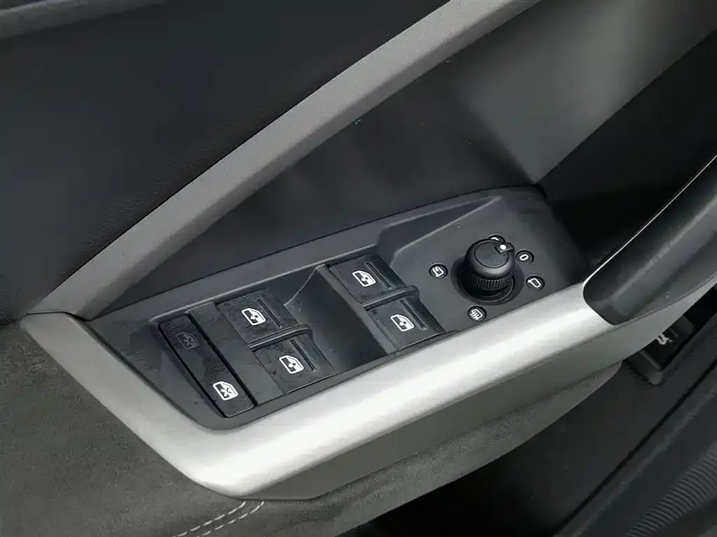 Audi Q3 2021 из CN, фото 9