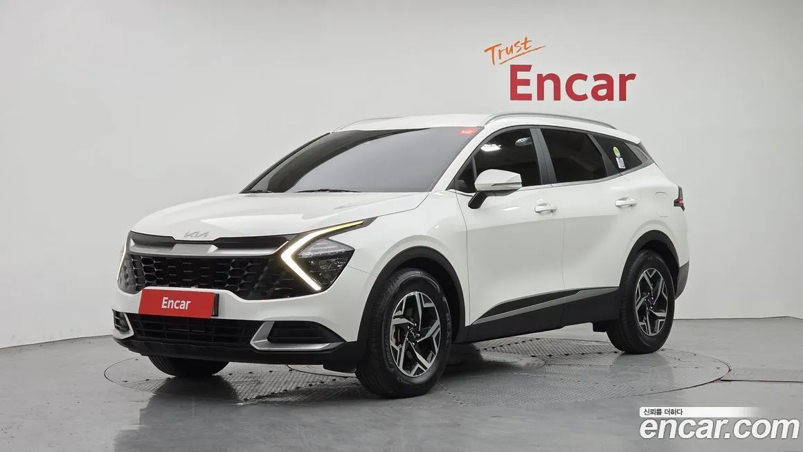 Kia Sportage — фото 1