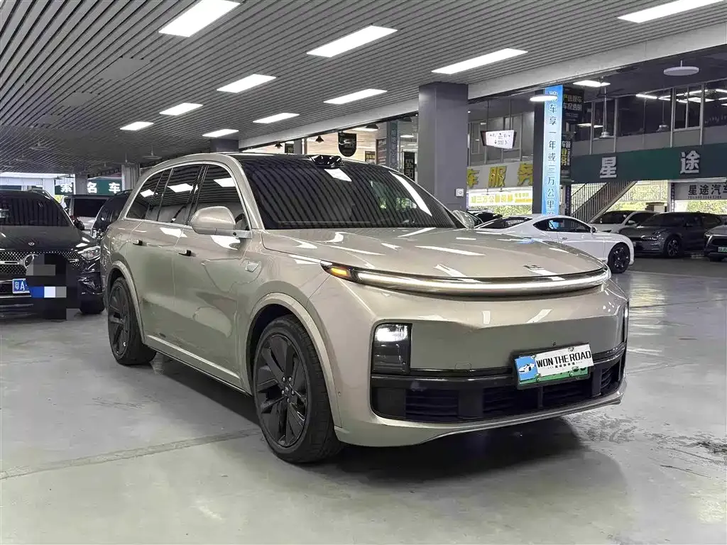 Li Auto L8 2023 из CN, фото 5