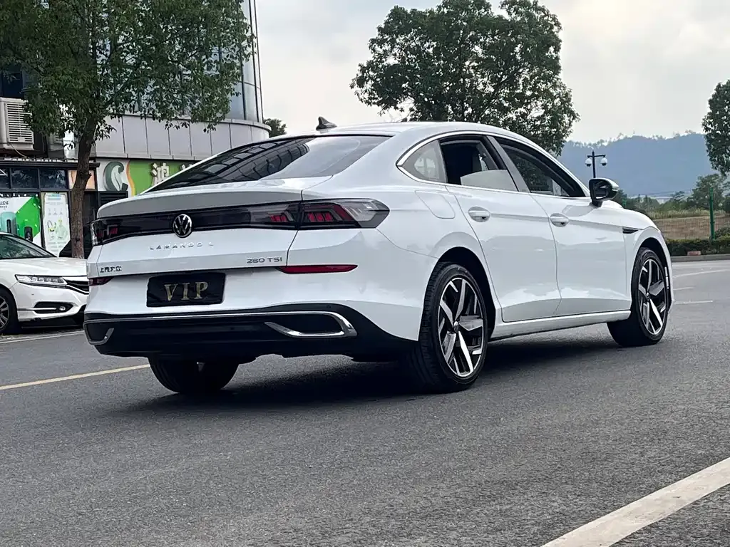 Volkswagen Lamando 2024 из CN, фото 4