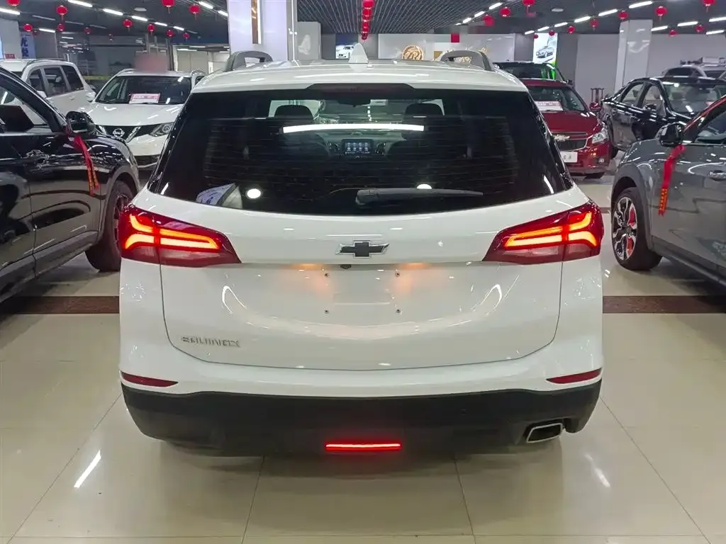 Chevrolet Equinox 2022 из CN, фото 6
