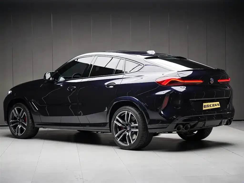 BMW X6 M 2024 из CN, фото 8