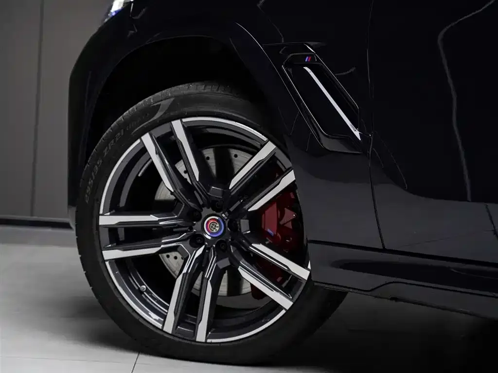 BMW X6 M 2024 из CN, фото 9