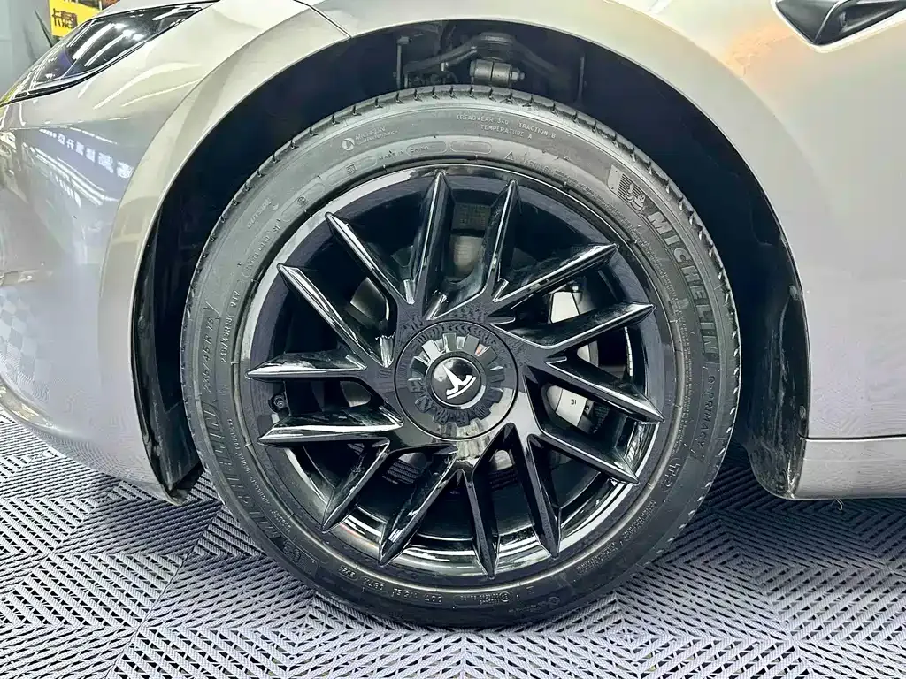 Tesla Model 3 2024 из CN, фото 5