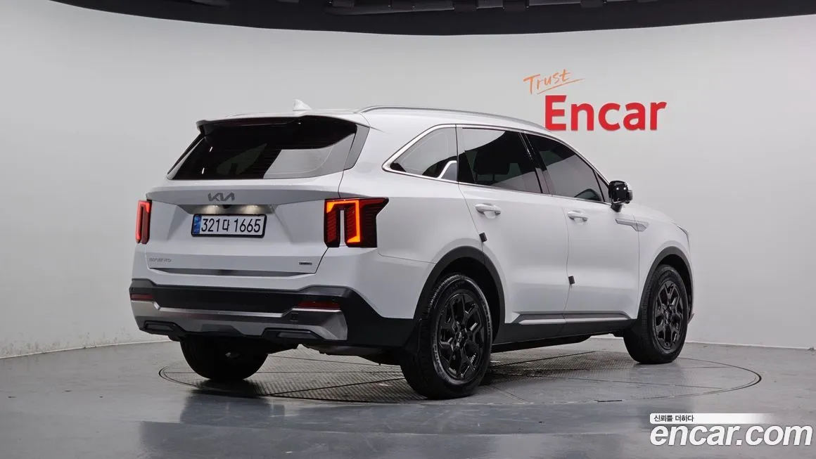 Kia Sorento 2024 из KR, фото 2