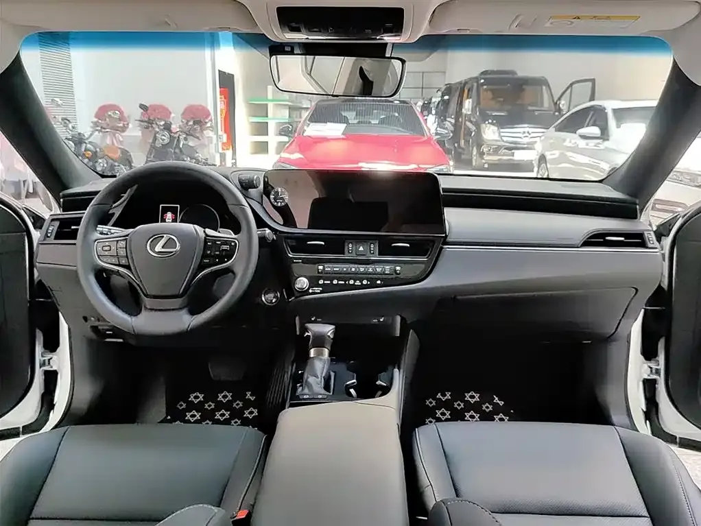 Lexus ES 2024 из CN, фото 9