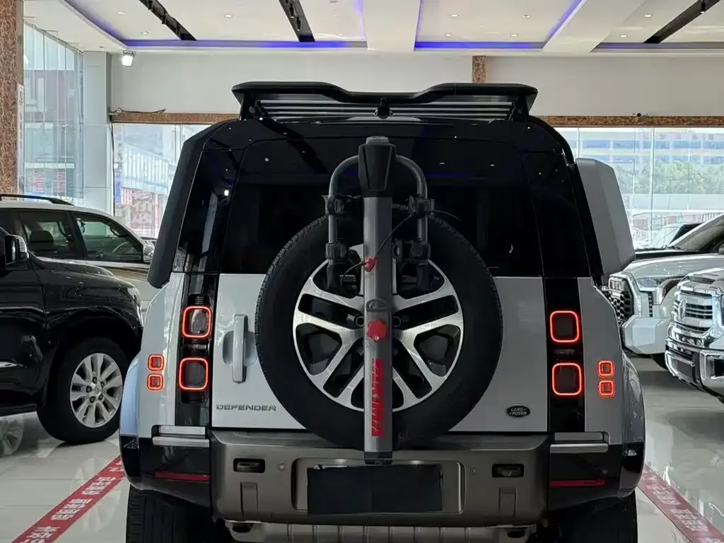 Land Rover Defender 2022 из CN, фото 7