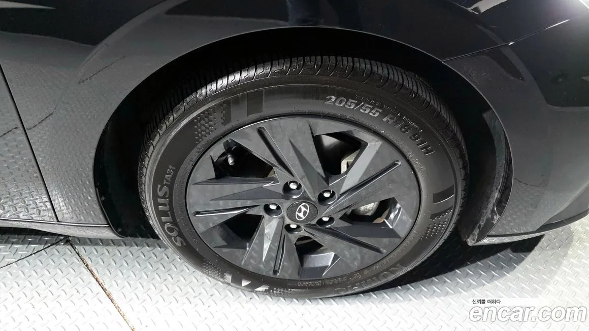 Hyundai AVANTE — фото 5