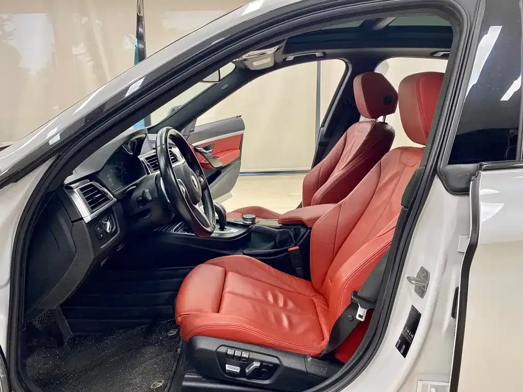 [object Object] 3 Series GT 2021 из CN, фото 5