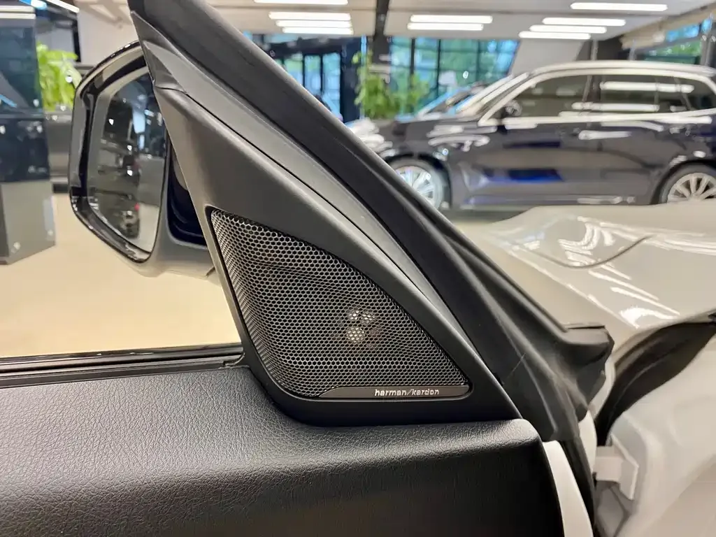 [object Object] 3 Series GT 2021 из CN, фото 9