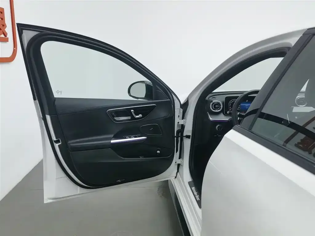 Mercedes-Benz C-Class 2023 из CN, фото 8