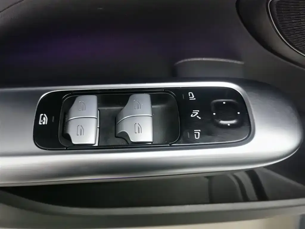 Mercedes-Benz C-Class 2023 из CN, фото 9