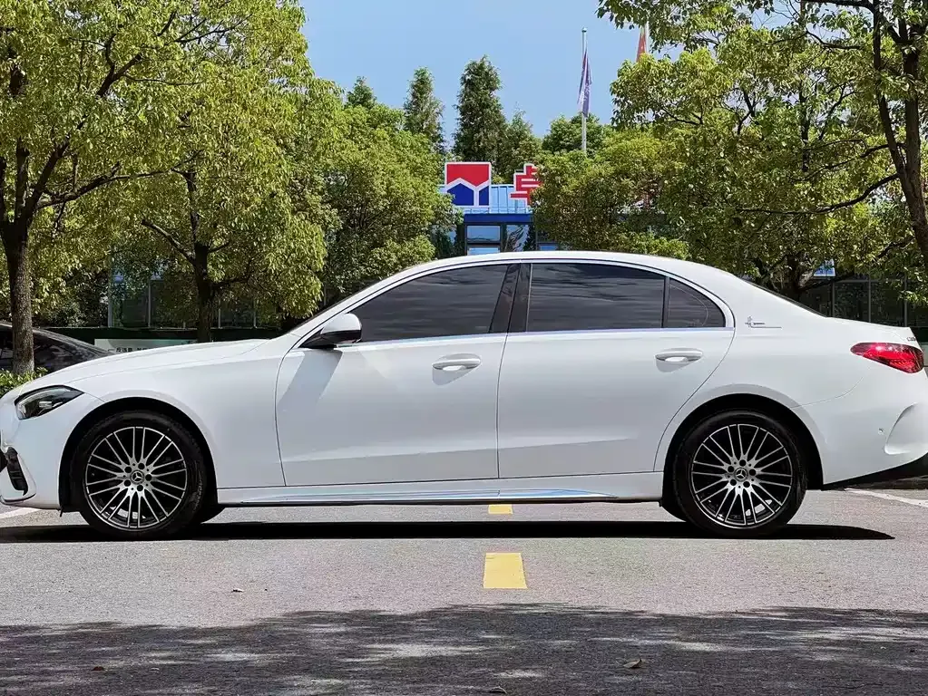 Mercedes-Benz C-Class 2024 из CN, фото 8