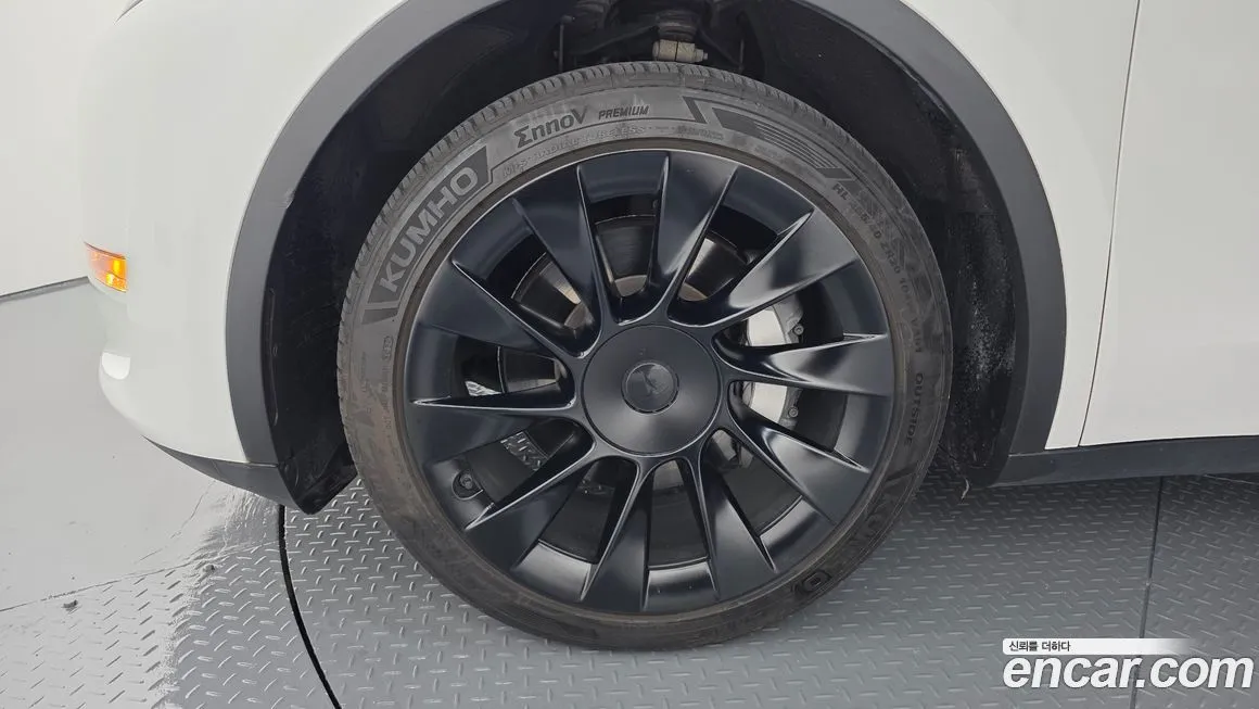 Tesla Model Y 2021 из KR, фото 5