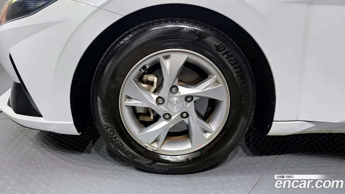 Hyundai AVANTE 2021 из KR, фото 5