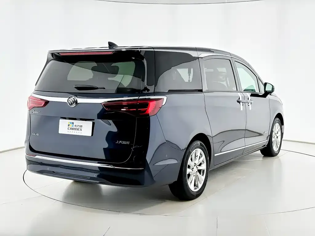 Buick GL8 2021 из CN, фото 2