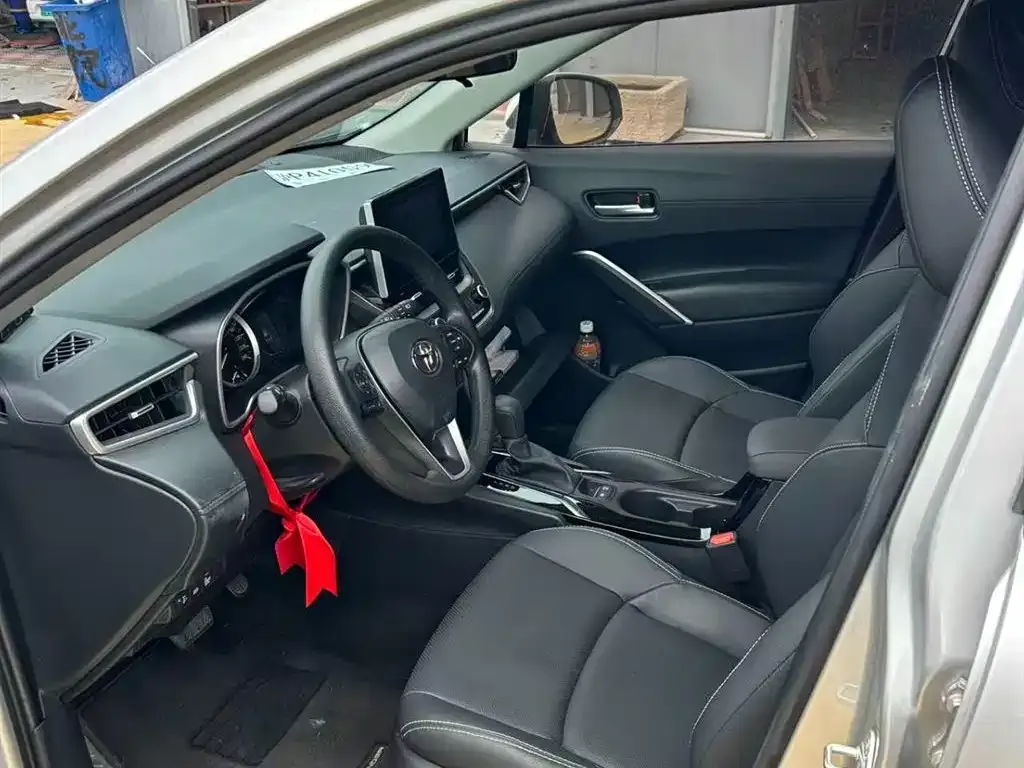 Toyota Frontlander 2022 из CN, фото 3