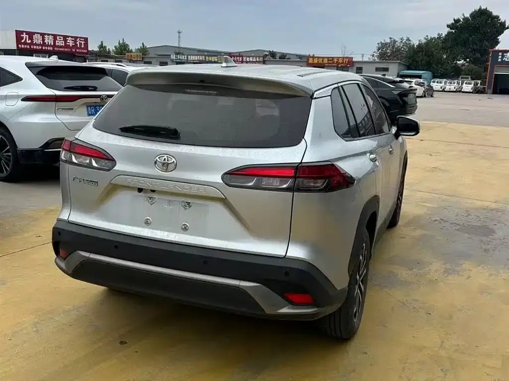 Toyota Frontlander 2022 из CN, фото 8