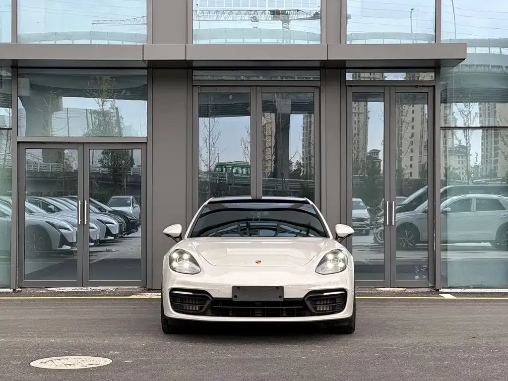 Porsche Panamera Hybrid 2021 из CN, фото 2