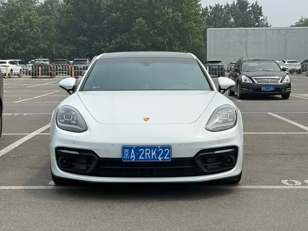 Porsche Panamera 2023 из CN, фото 2