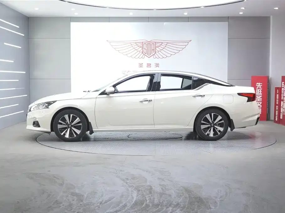 Nissan Teana 2022 из CN, фото 2