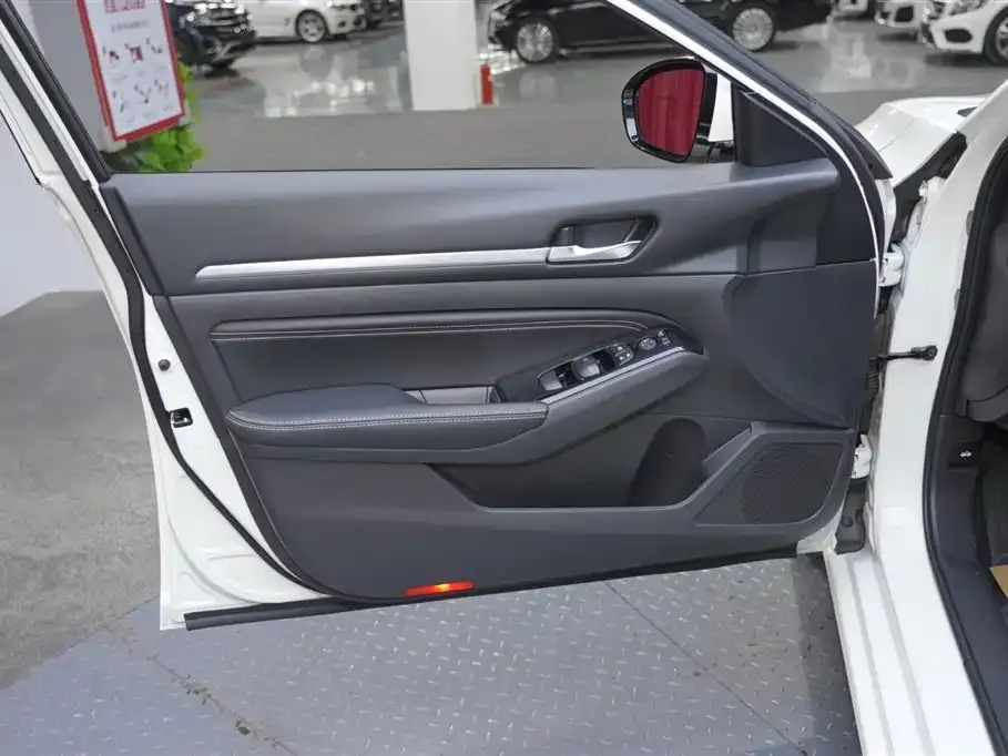 Nissan Teana 2022 из CN, фото 9