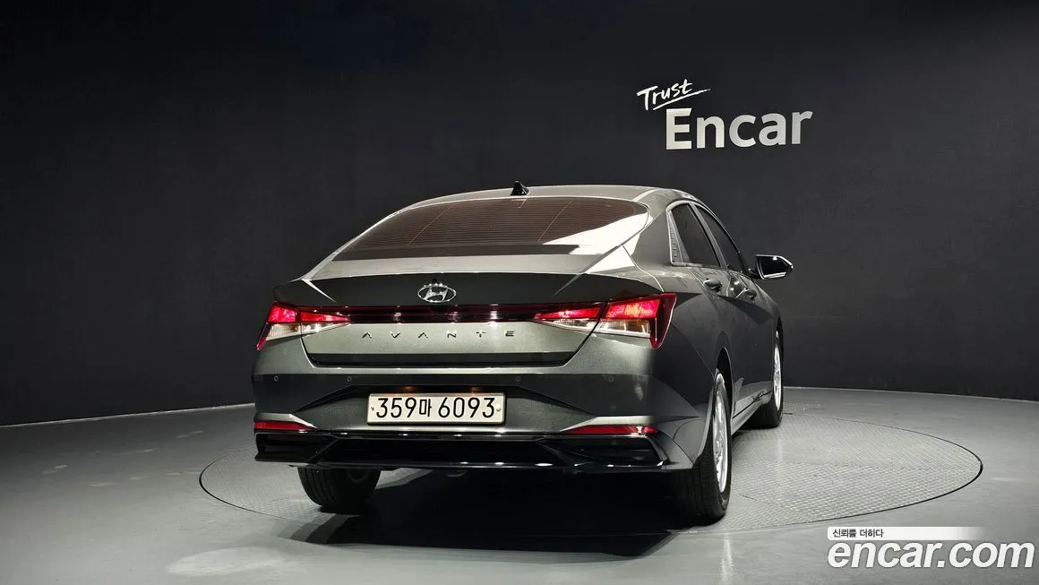 Hyundai AVANTE — фото 4