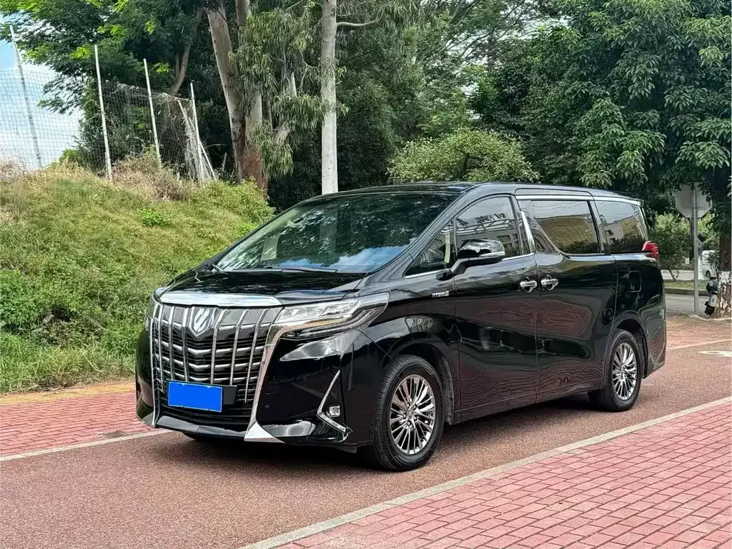 Toyota Alphard 2022 из CN, фото 1