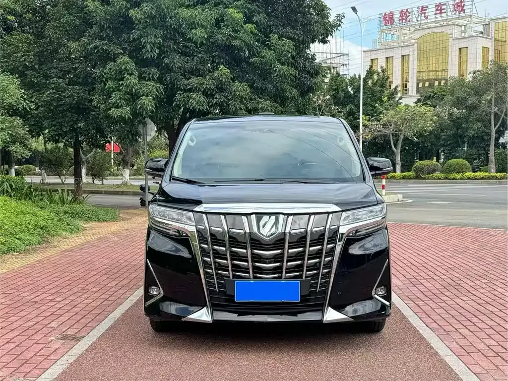 Toyota Alphard 2022 из CN, фото 2