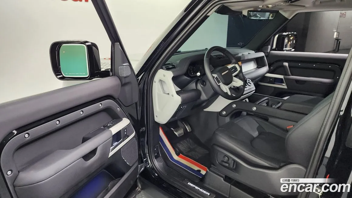 Land Rover Defender 2024 из KR, фото 10