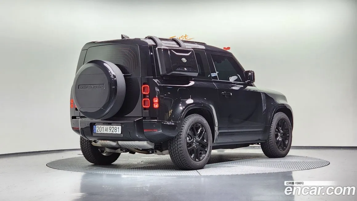 Land Rover Defender 2024 из KR, фото 2