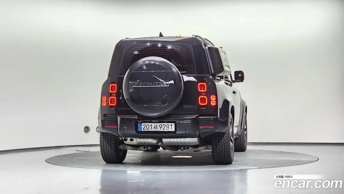 Land Rover Defender 2024 из KR, фото 4