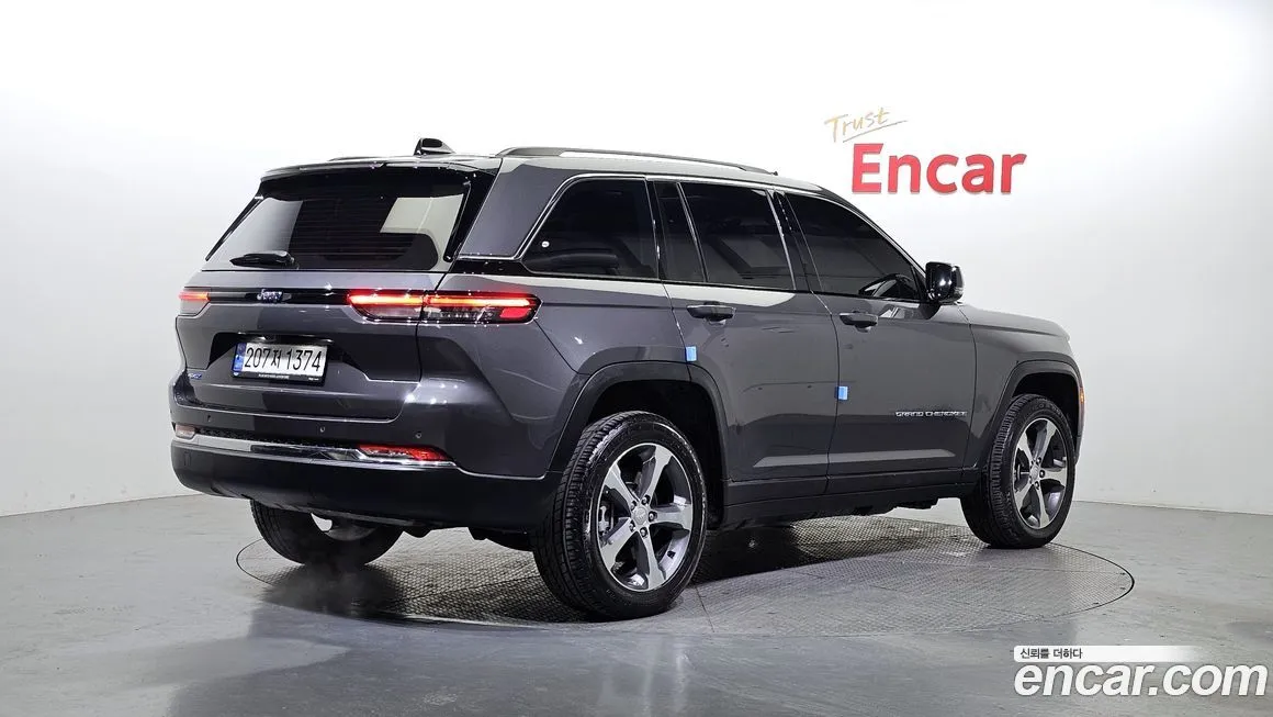 Jeep Cherokee 2023 из KR, фото 2