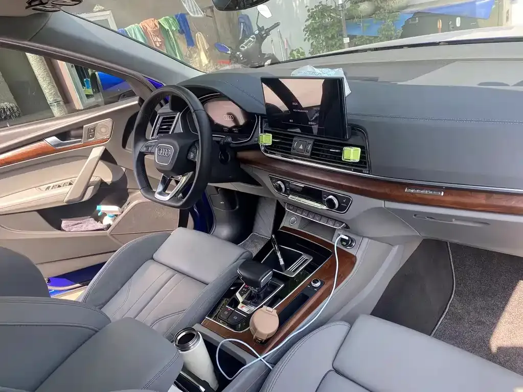 Audi Q5L 2021 из CN, фото 2