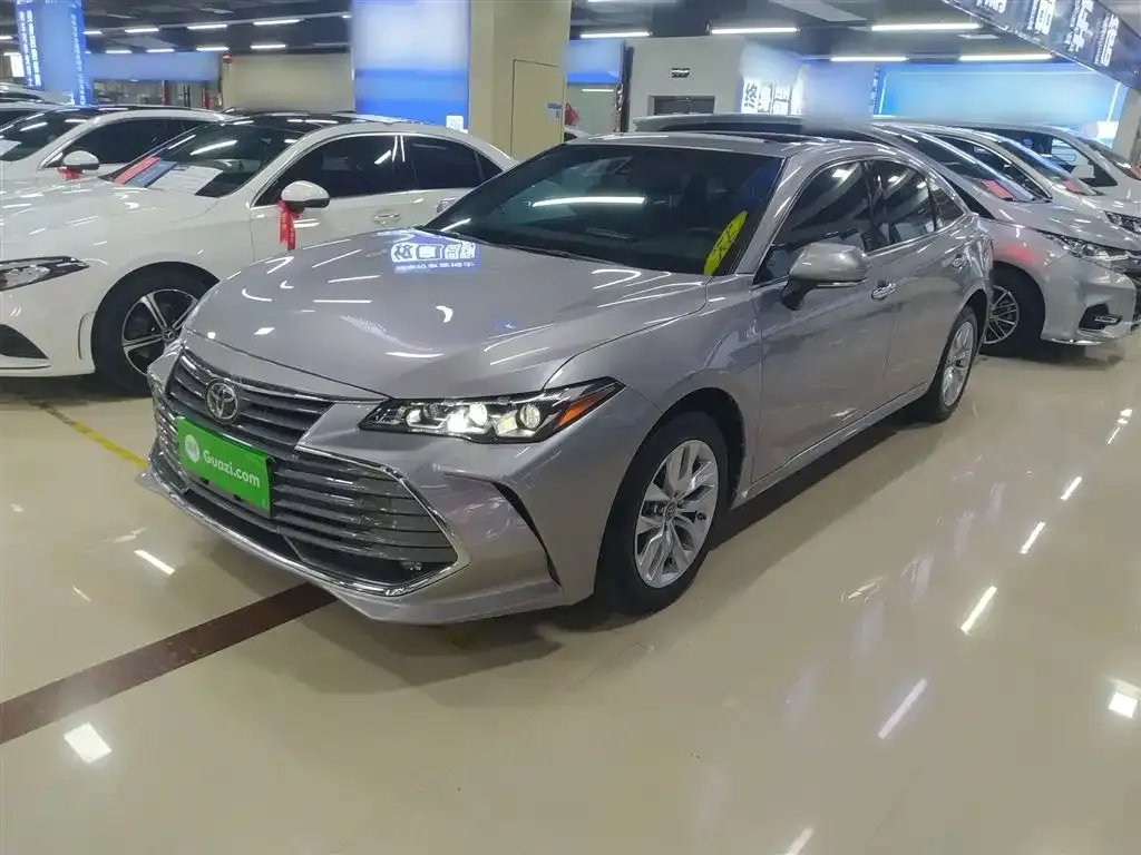 Toyota Avalon 2022 из CN, фото 1
