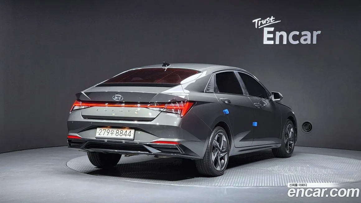 Hyundai AVANTE — фото 2