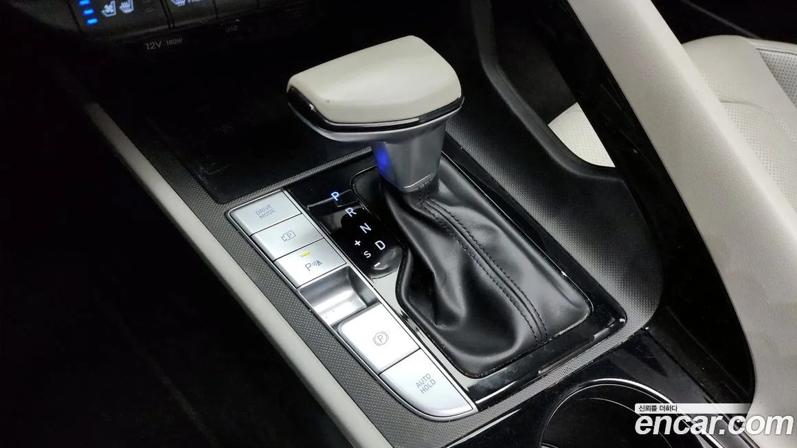 Hyundai AVANTE — фото 9