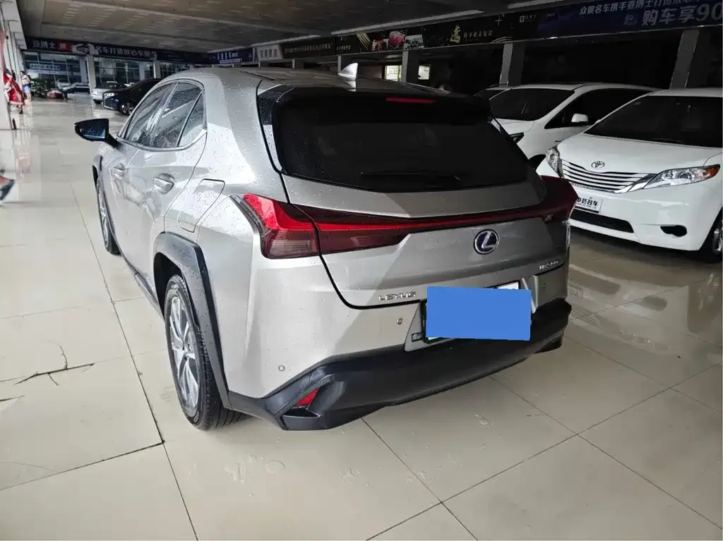 Lexus UX New Energy 2023 из CN, фото 2
