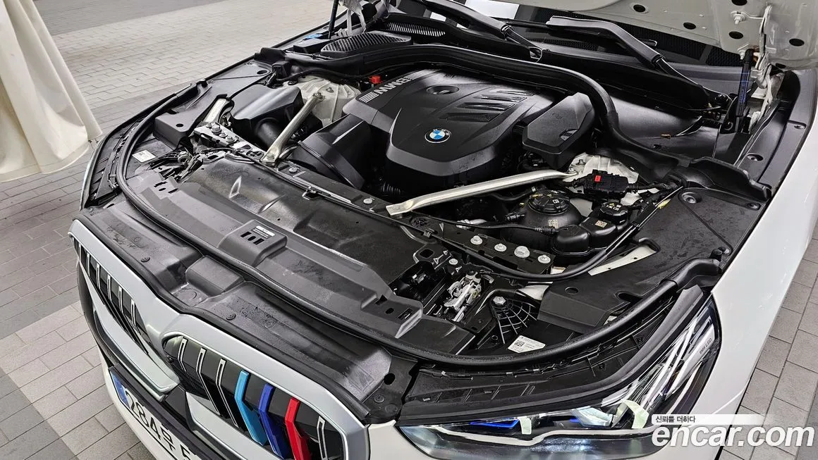 BMW 5-Series 2024 из KR, фото 6