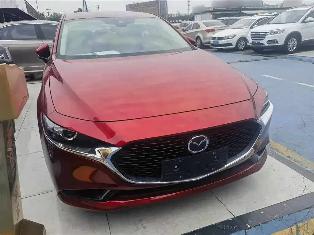 Mazda 3 Axela 2023 из CN, фото 6