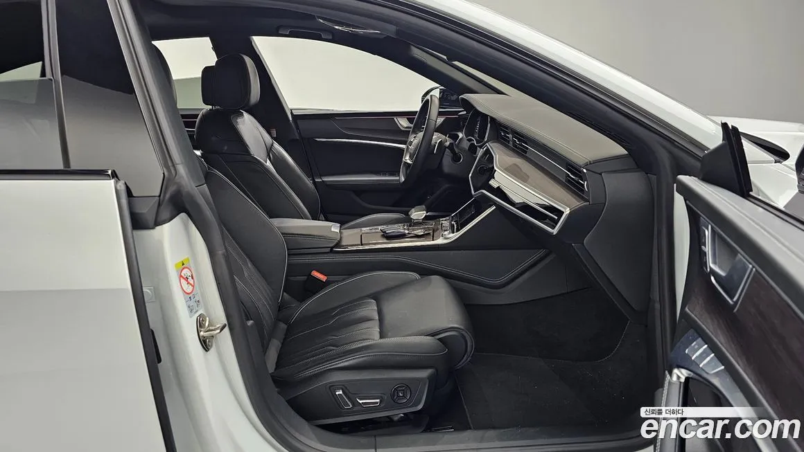 Audi A7 — фото 10