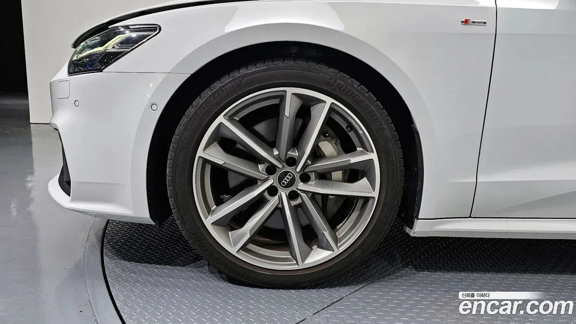 Audi A7 — фото 5
