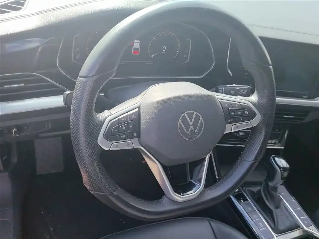 Volkswagen Passat 2022 из CN, фото 3